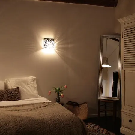 Les Gites De Catherine Gargas  Room photo