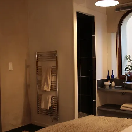 Les Gites De Catherine Gargas  Room photo