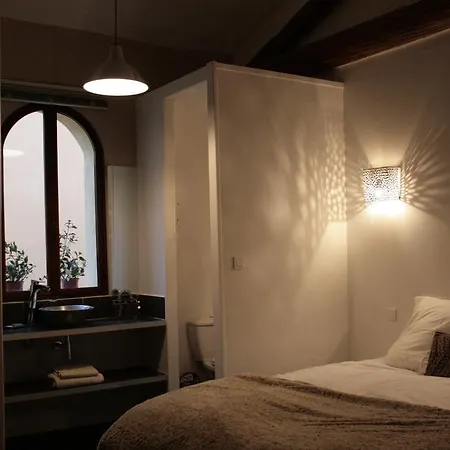 Les Gites De Catherine Gargas  Room photo